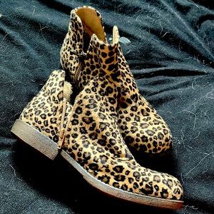 Blowfish Leopard / Cheetah Booties